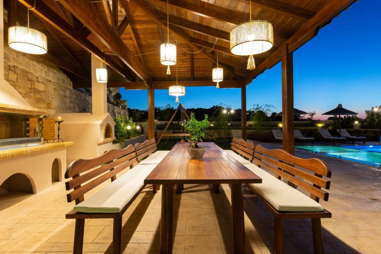 Ino Villa, Unique Group Gatherings, By Thinkvilla Perama  エクステリア 写真